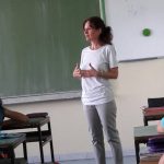 т