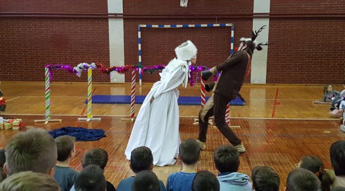 Новогодишња представа „Зачарани Рудолф“