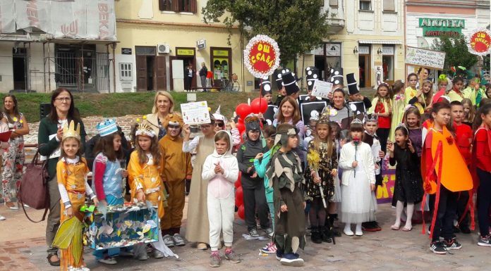 Маскенбал “У бајци станујем”