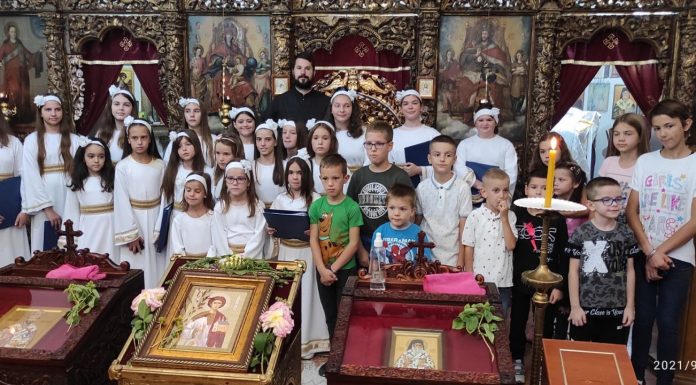 Светосавци на молитви за благословену и успешну нову школску годину