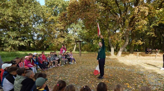 Трећаци на излету